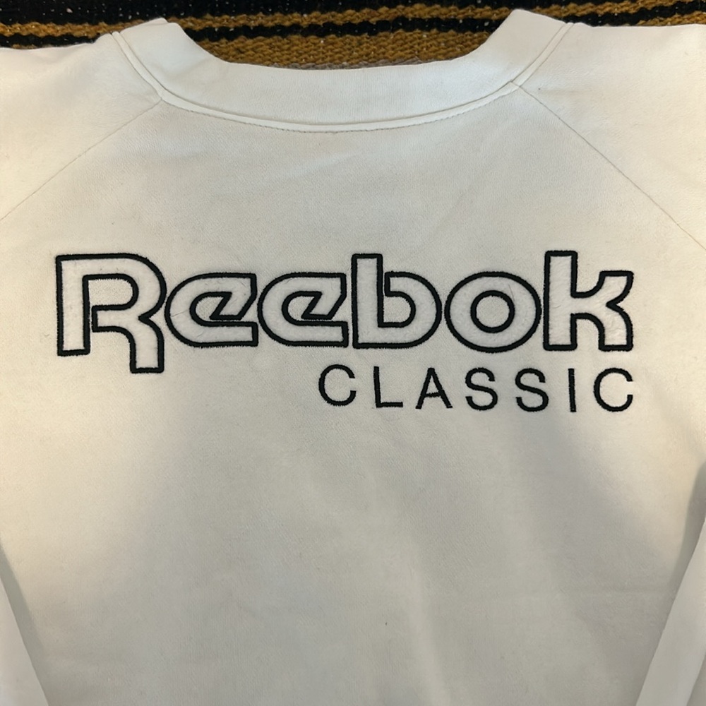 Reebok Classic Sweatshirt - Picture 3 of 9